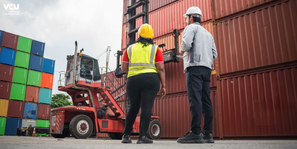 Container vessel fuel costs rise sharply